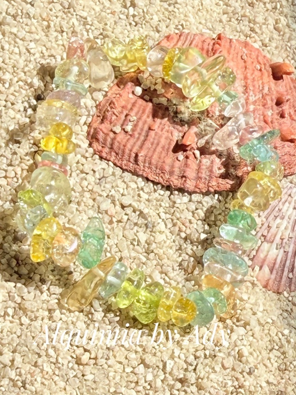 QUARTZ Pastel Multi-Color Glass Chip Bracelet